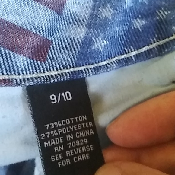 American flag distressed denim shorts - Picture 5 of 7